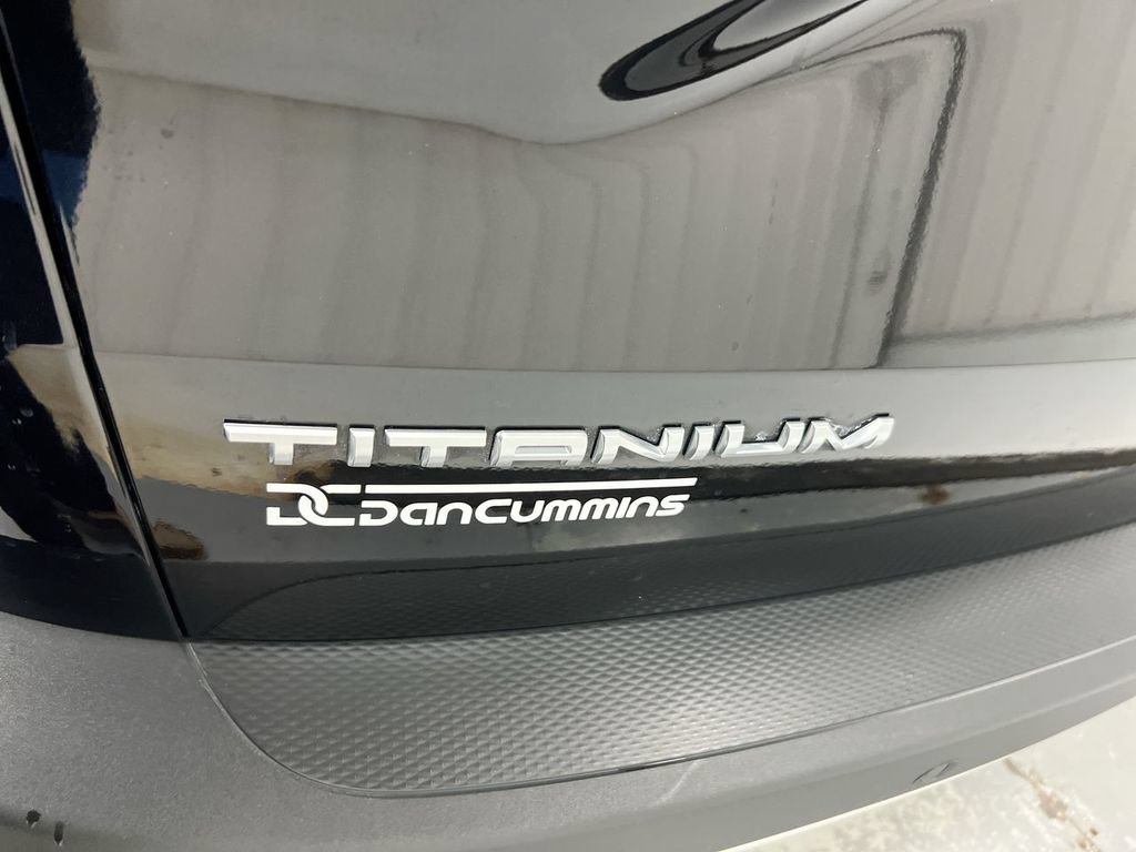 Used 2022 Ford Escape Titanium AWD/4WD image 26
