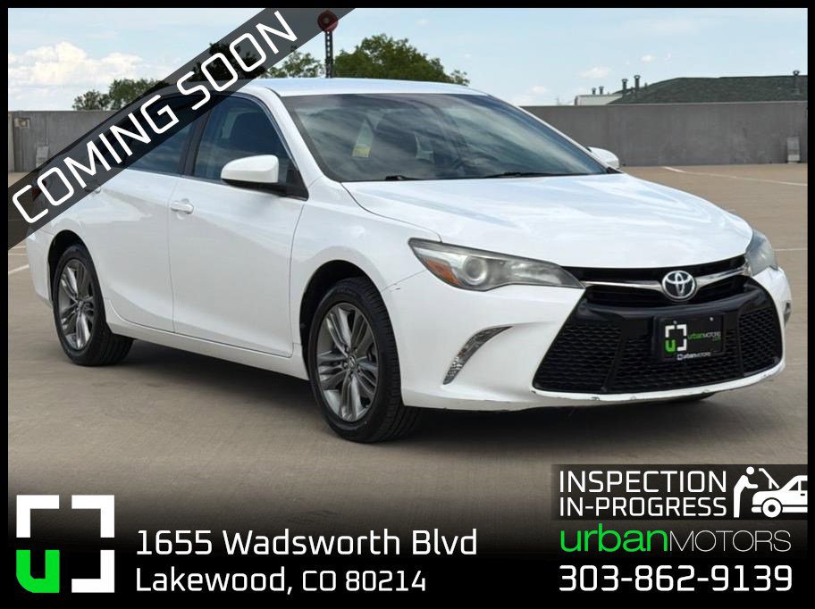 Used 2016 Toyota Camry SE FWD image 1