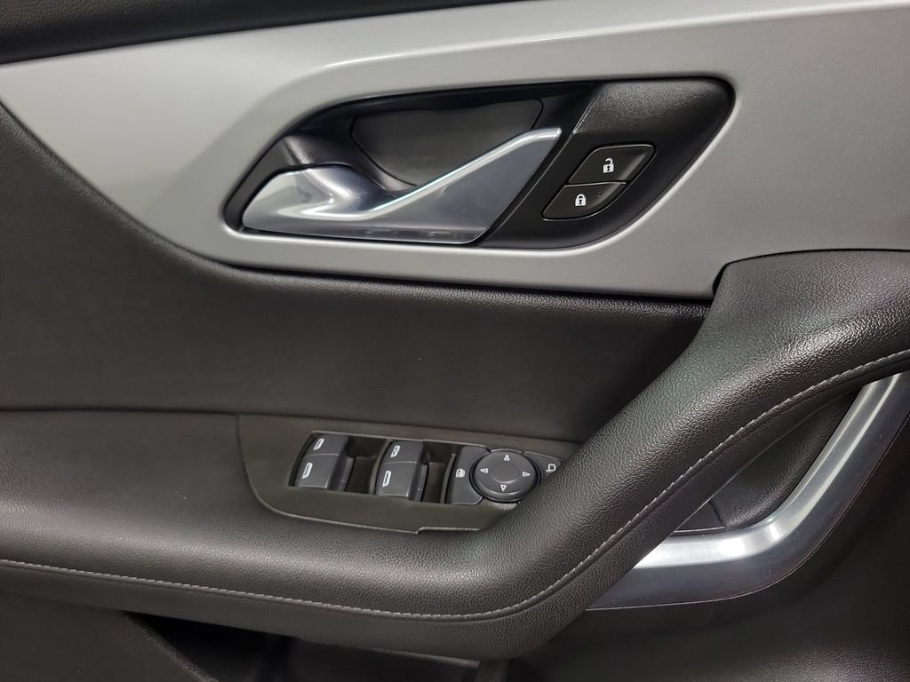 Used 2021 Chevrolet Blazer LT FWD image 27