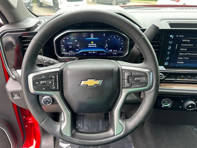 Used 2024 Chevrolet Silverado 1500 LT AWD/4WD image 31