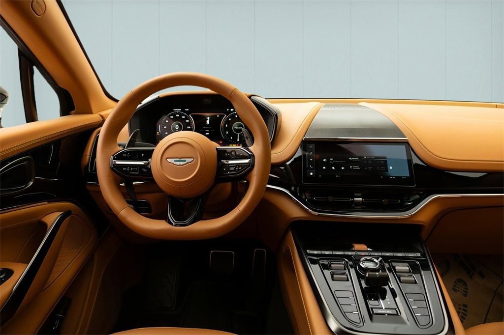 New 2025 Aston Martin DBX 707 image 25