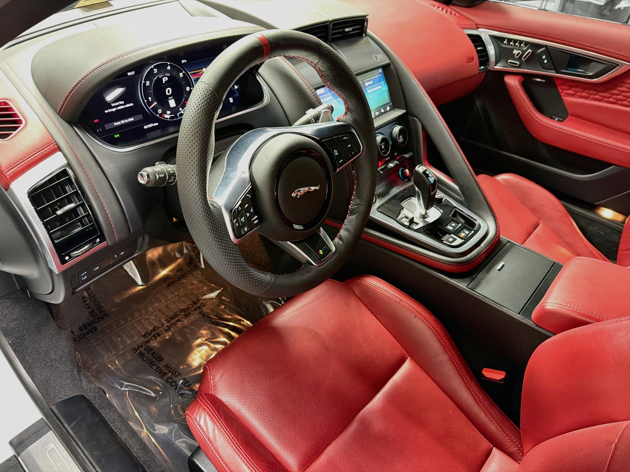 Used 2022 Jaguar F-TYPE R AWD/4WD image 22