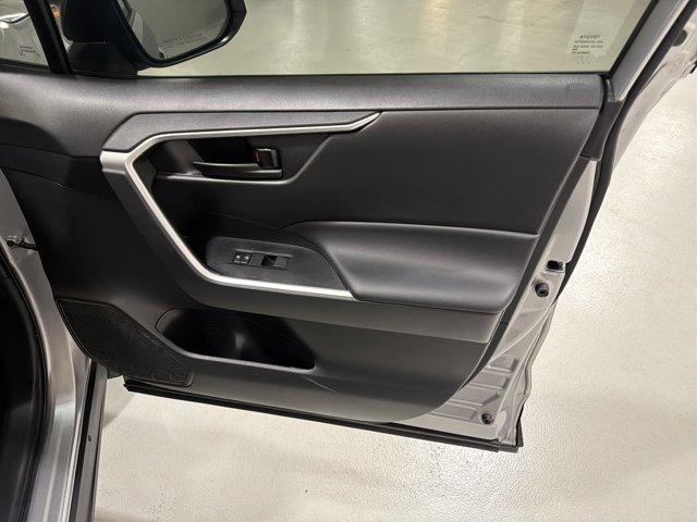 Used 2023 Toyota RAV4 LE FWD image 37