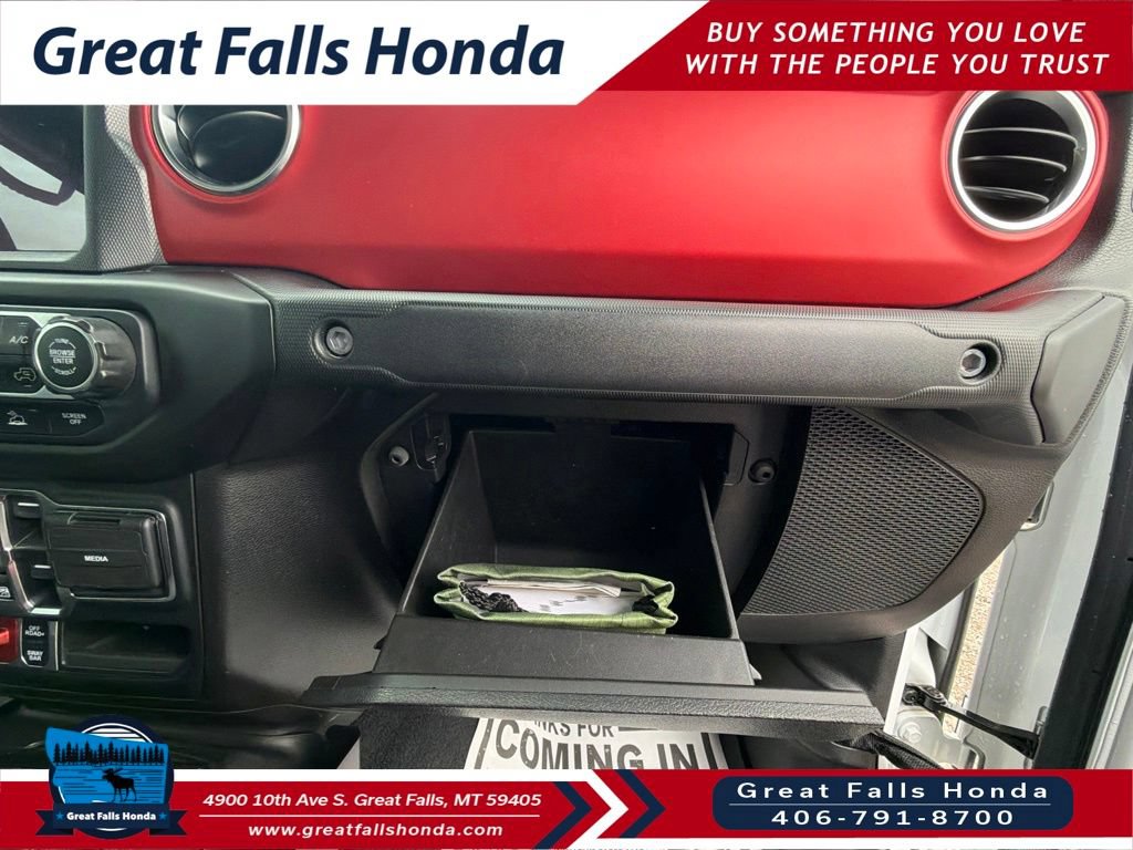 Used 2021 Jeep Gladiator Rubicon w/ Uconnect 4C Nav & Sound Group AWD/4WD image 32