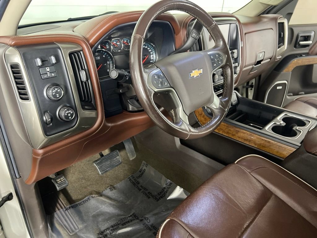 Used 2015 Chevrolet Silverado 1500 High Country w/ High Country Premium Package AWD/4WD image 18