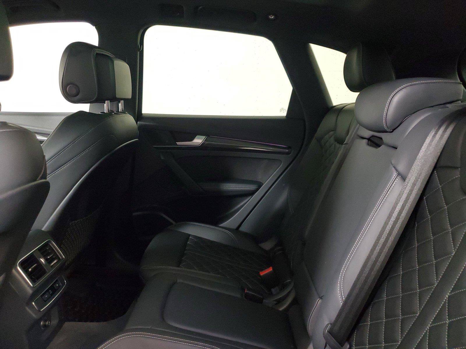 Used 2018 Audi SQ5 Prestige AWD/4WD image 11
