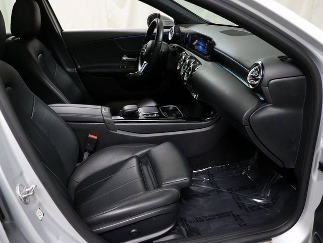 Certified 2022 Mercedes-Benz A 220 4MATIC image 34