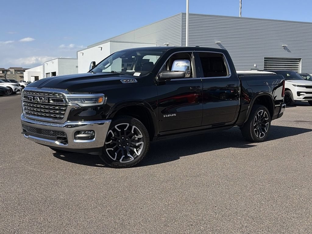 Used 2025 RAM 1500 Limited AWD/4WD image 3