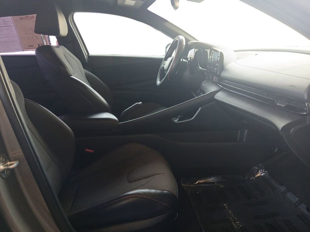 Used 2021 Hyundai Elantra N Line image 15