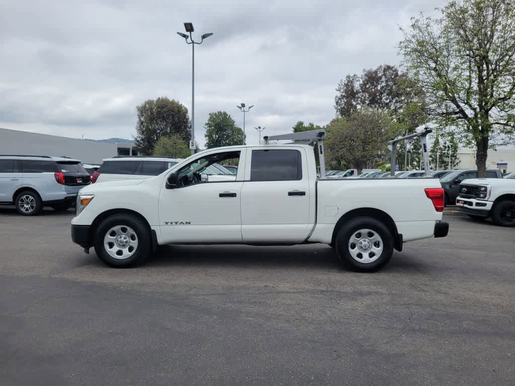 Used 2017 Nissan Titan S RWD image 2