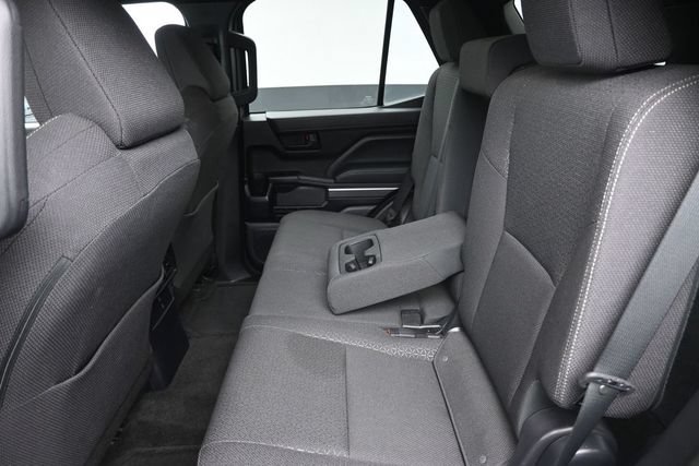 Certified 2026 Toyota 4Runner SR5 AWD/4WD image 29