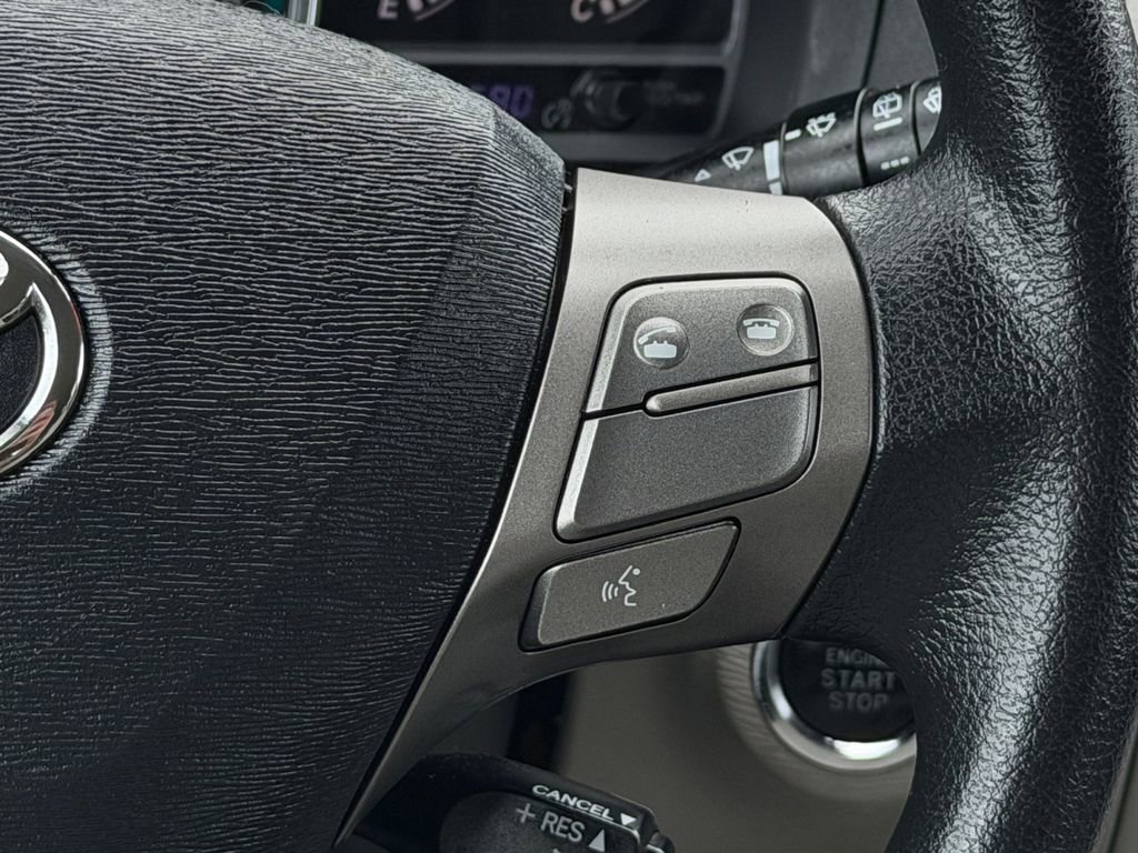 Used 2011 Toyota Venza AWD w/ Convenience Pkg image 16