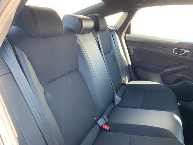 Used 2023 Honda Civic Sport image 32