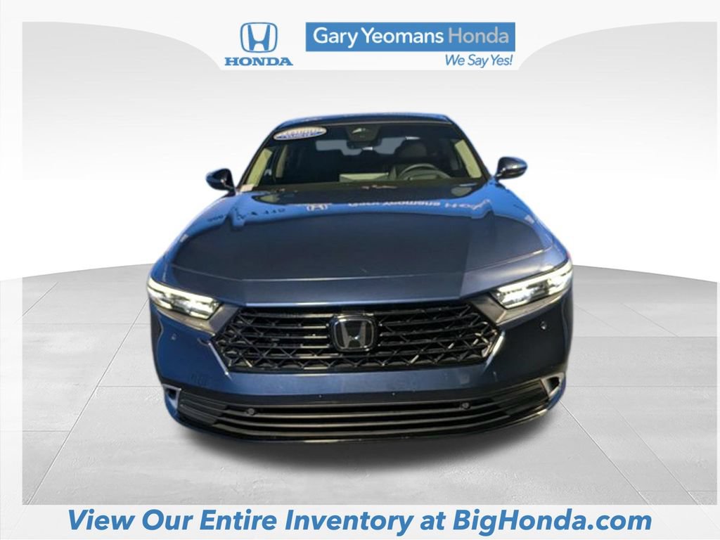 Used 2023 Honda Accord Touring image 11
