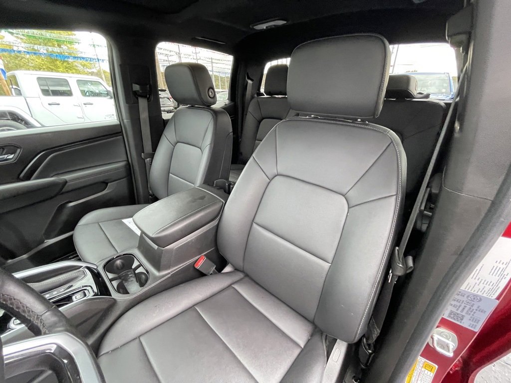 Used 2023 Chevrolet Colorado LT w/ LT Convenience Package III image 17