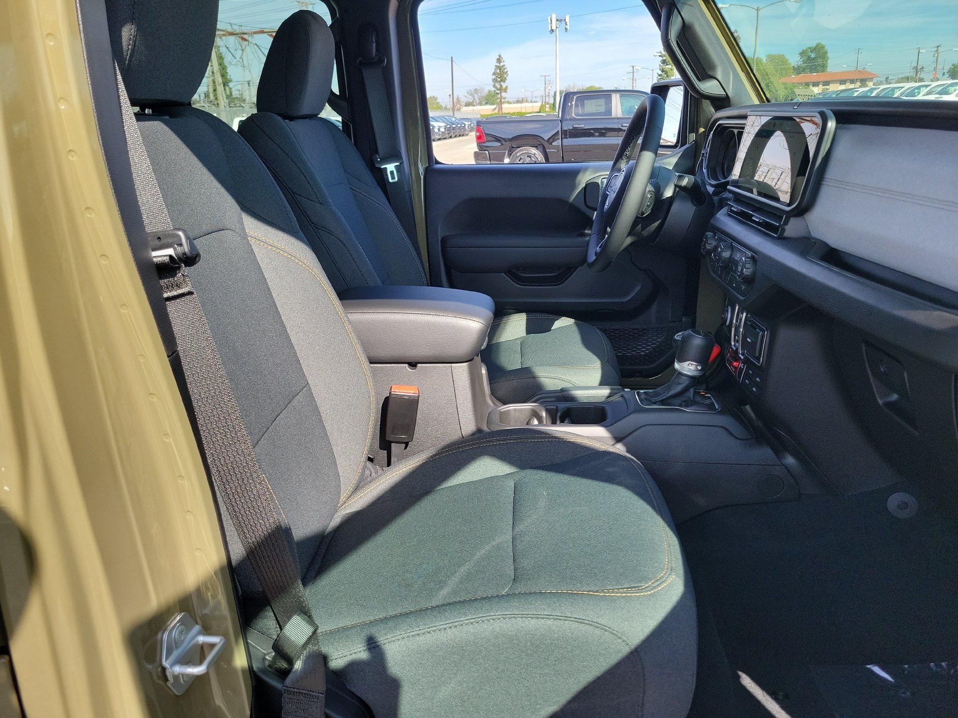 New 2026 Jeep Gladiator Sport AWD/4WD image 14