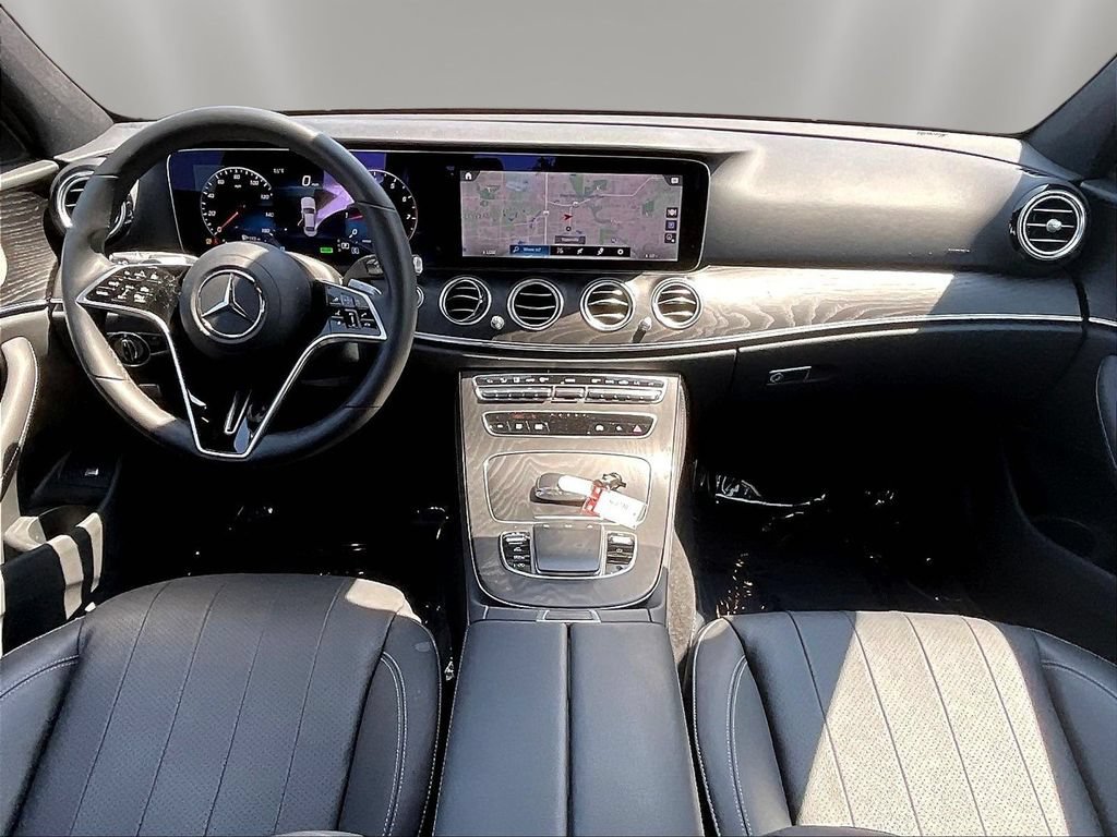 Used 2023 Mercedes-Benz E 450 4MATIC Sedan image 7