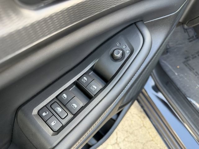 Used 2024 Jeep Grand Cherokee Laredo w/ MOPAR Finishing Package image 9