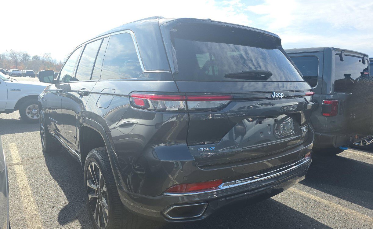 Used 2022 Jeep Grand Cherokee Overland image 6