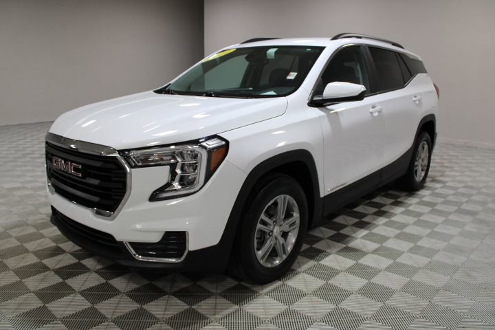 Certified 2022 GMC Terrain SLE w/ Driver Convenience Package image 6
