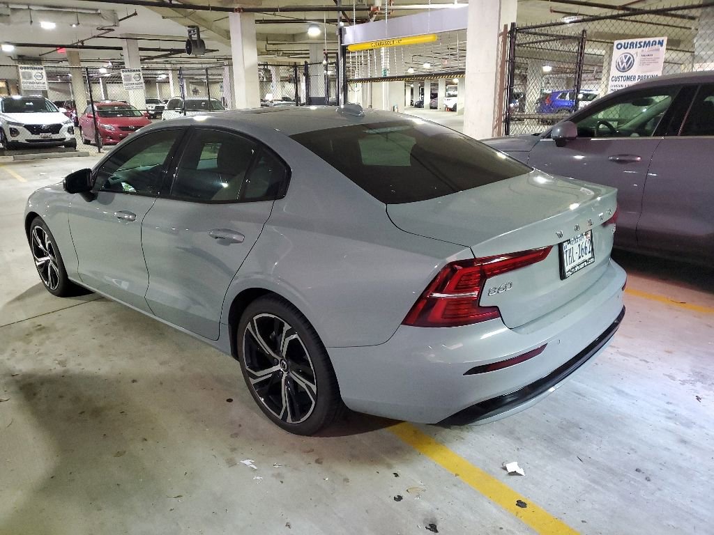 Used 2024 Volvo S60 B5 Core AWD/4WD image 3