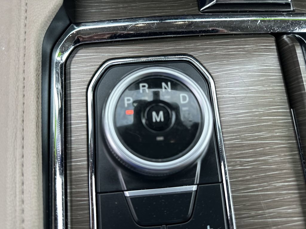 Used 2024 Ford Expedition Max Limited image 28