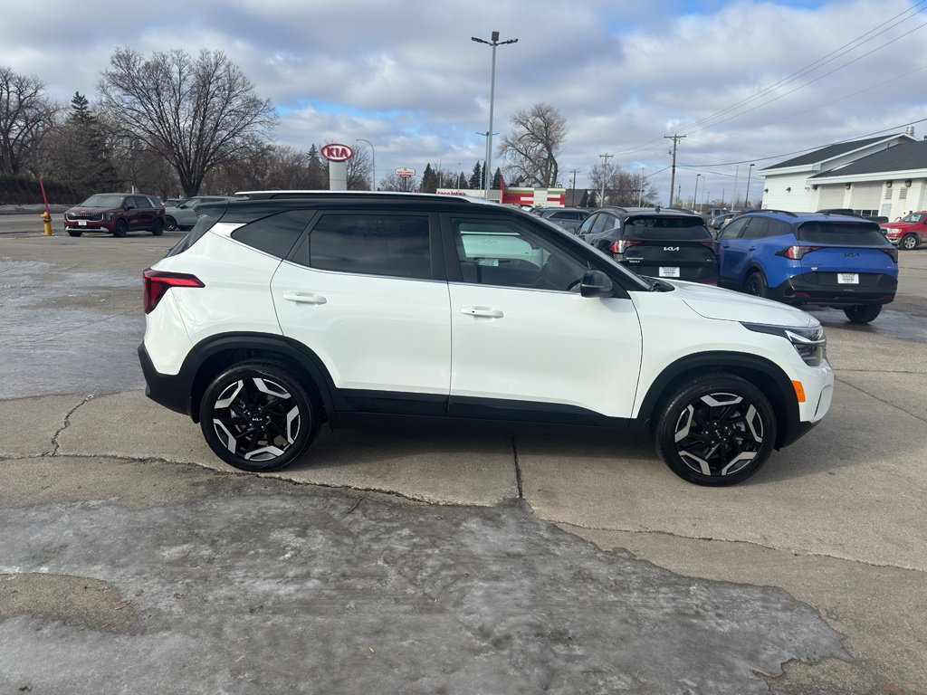 Used 2024 Kia Seltos SX AWD/4WD image 5