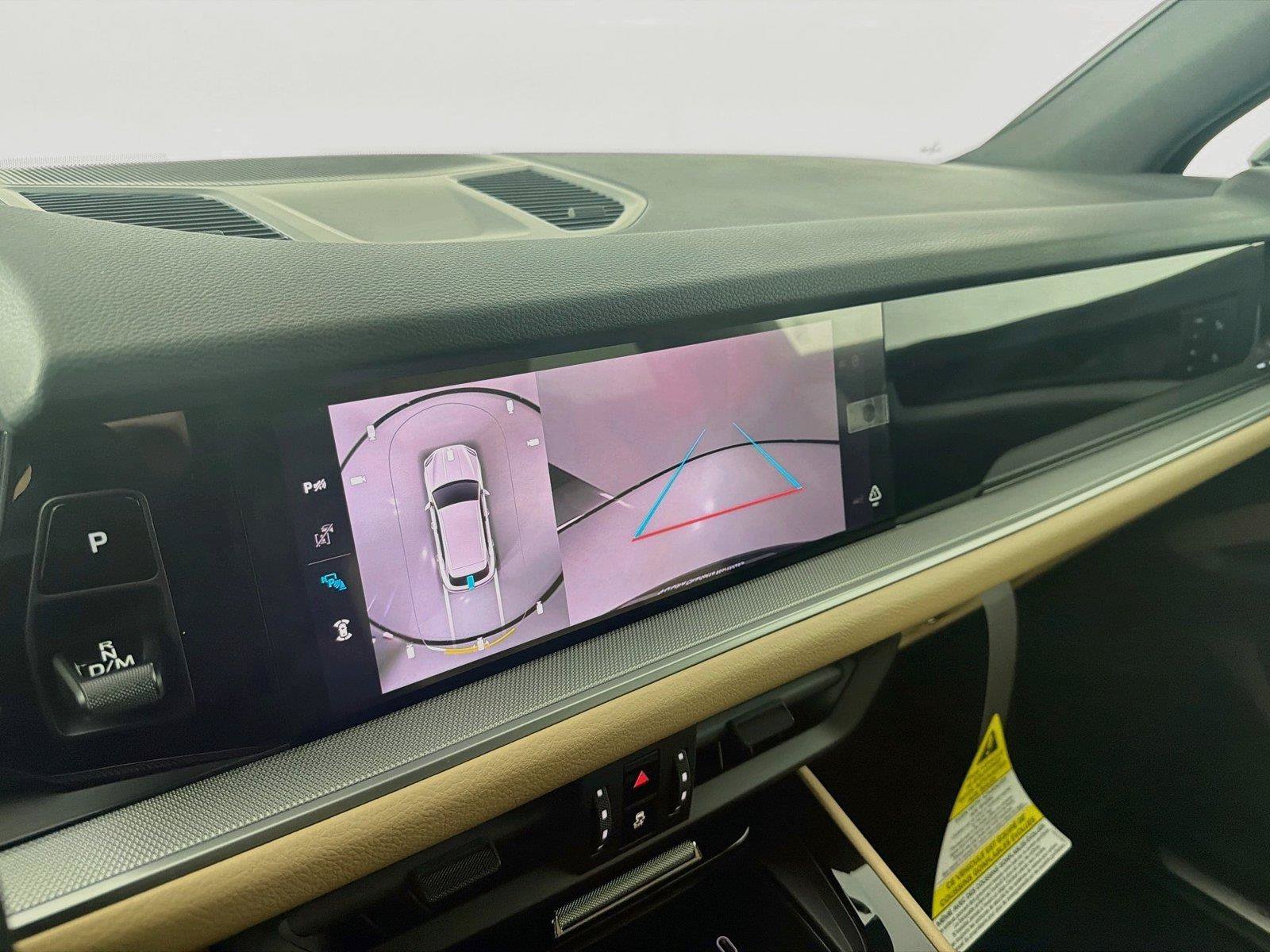 Certified 2026 Porsche Cayenne AWD/4WD image 18