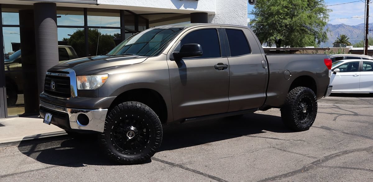 Used 2011 Toyota Tundra 2WD Double Cab w/ Tow Pkg image 3