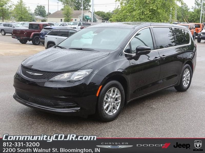 New 2025 Chrysler Voyager LX FWD image 2