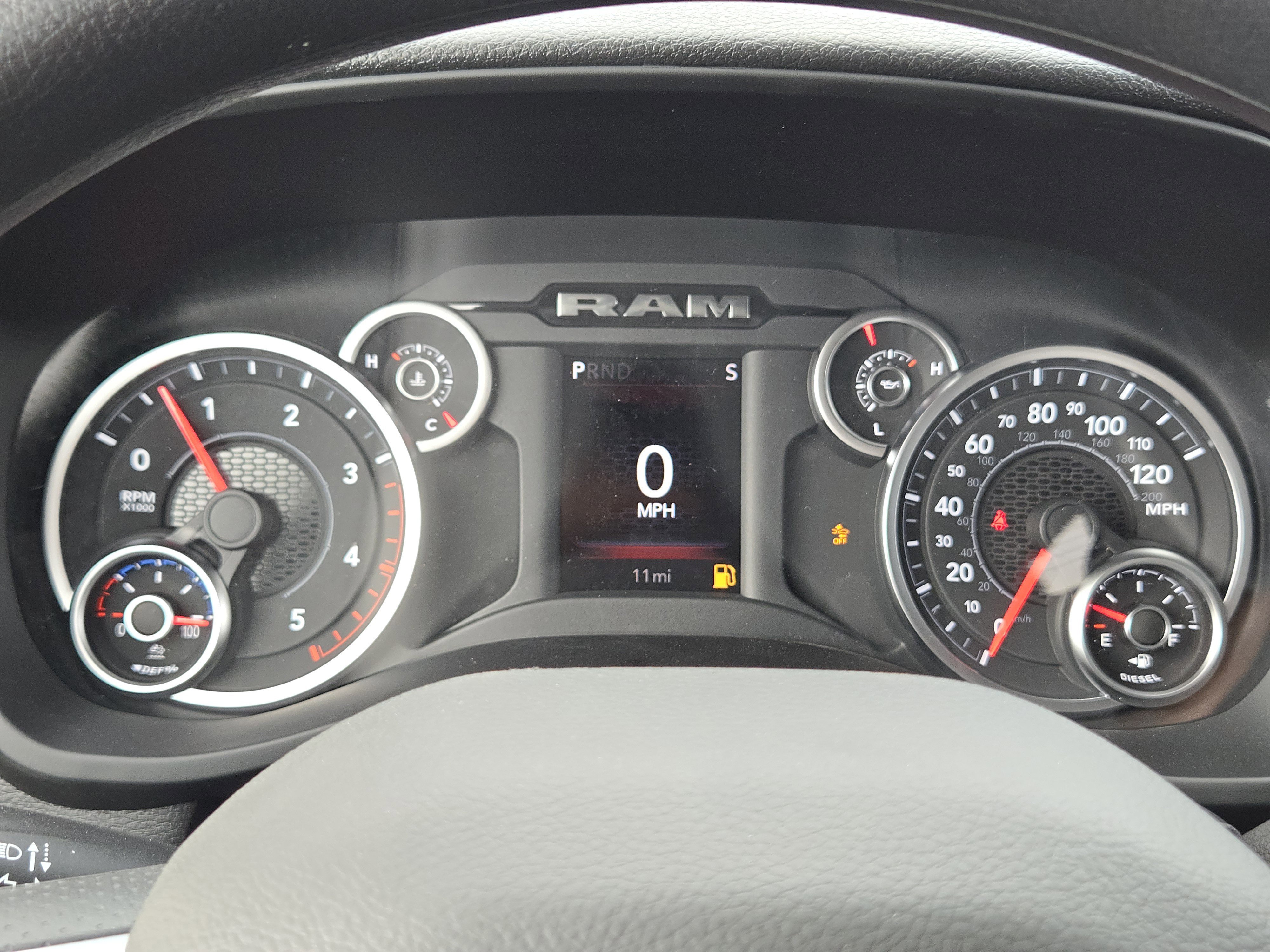 New 2026 RAM 5500 Tradesman w/ Chrome Appearance Group AWD/4WD image 13