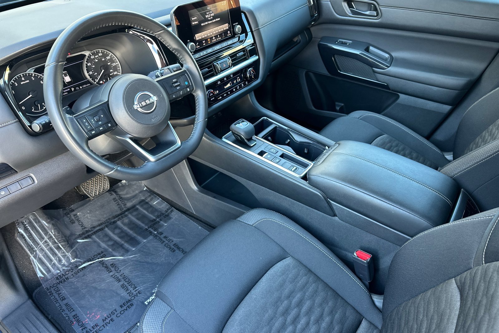 Certified 2024 Nissan Pathfinder SV image 10