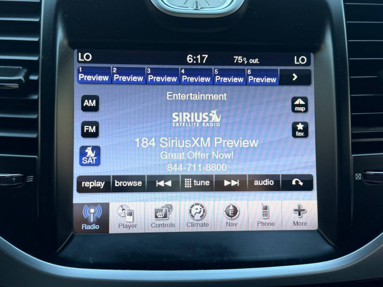 Used 2011 Chrysler 300 Limited RWD image 33