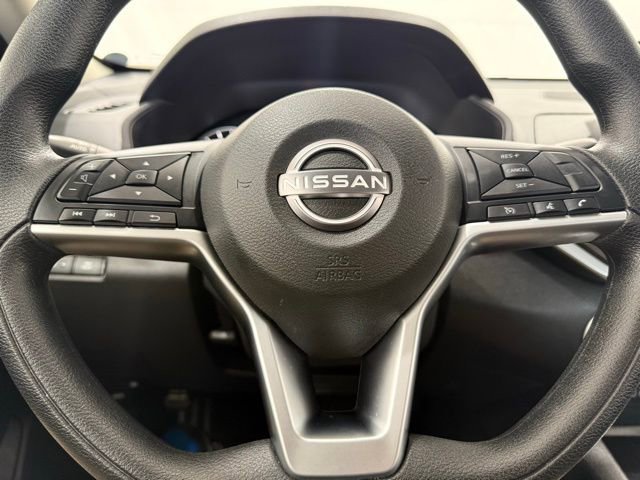 Used 2025 Nissan Altima 2.5 SV FWD image 39