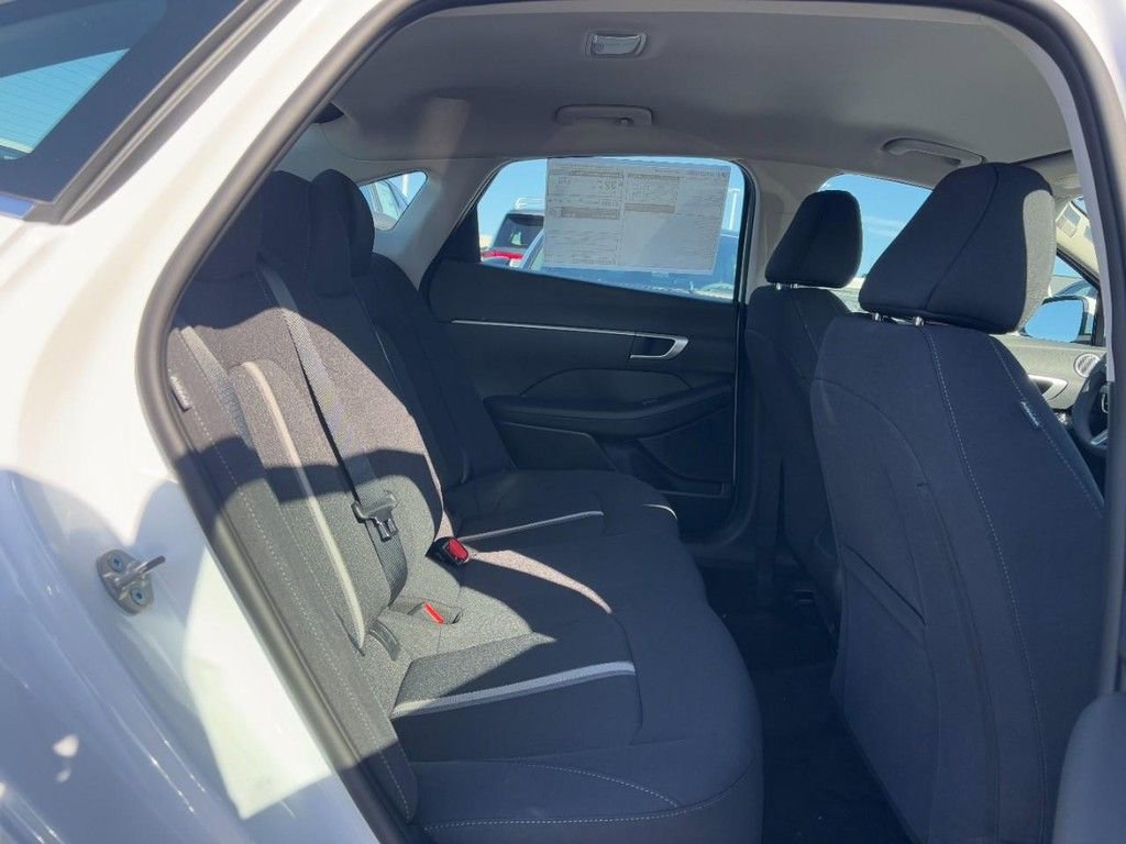 New 2026 Hyundai Sonata SE FWD image 5