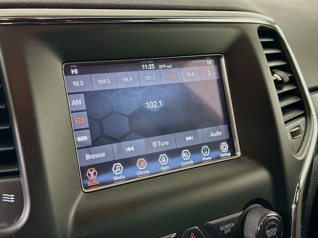 Used 2021 Jeep Grand Cherokee Laredo image 14