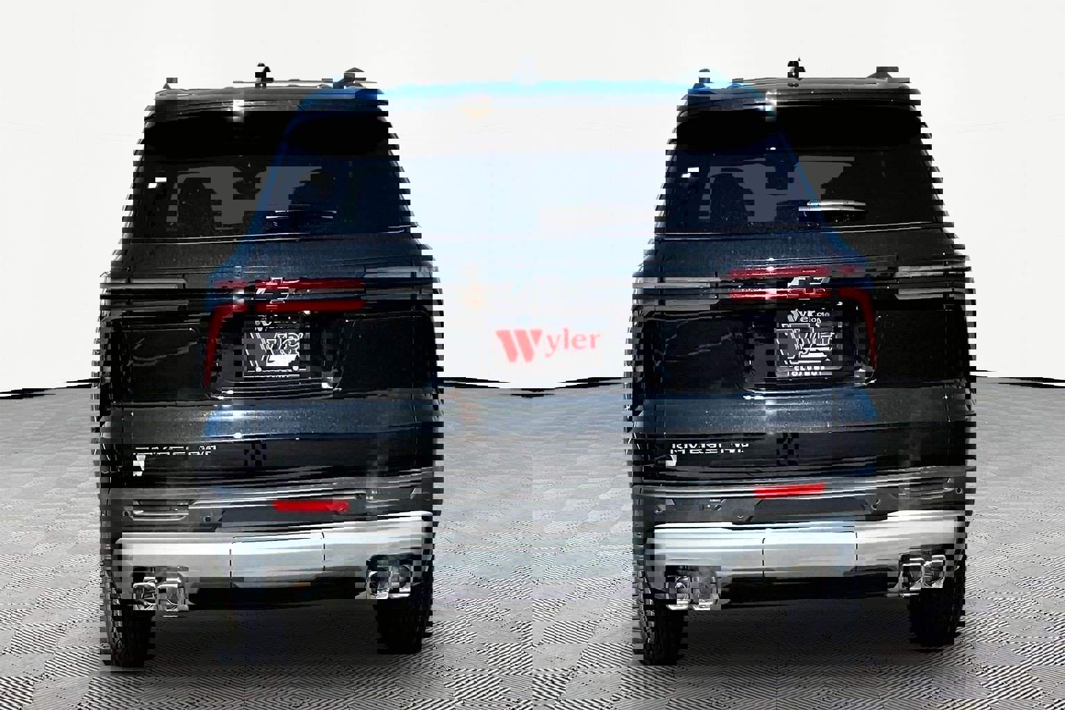 New 2026 Chevrolet Traverse LT w/ Sun and Wheel Package AWD/4WD image 4