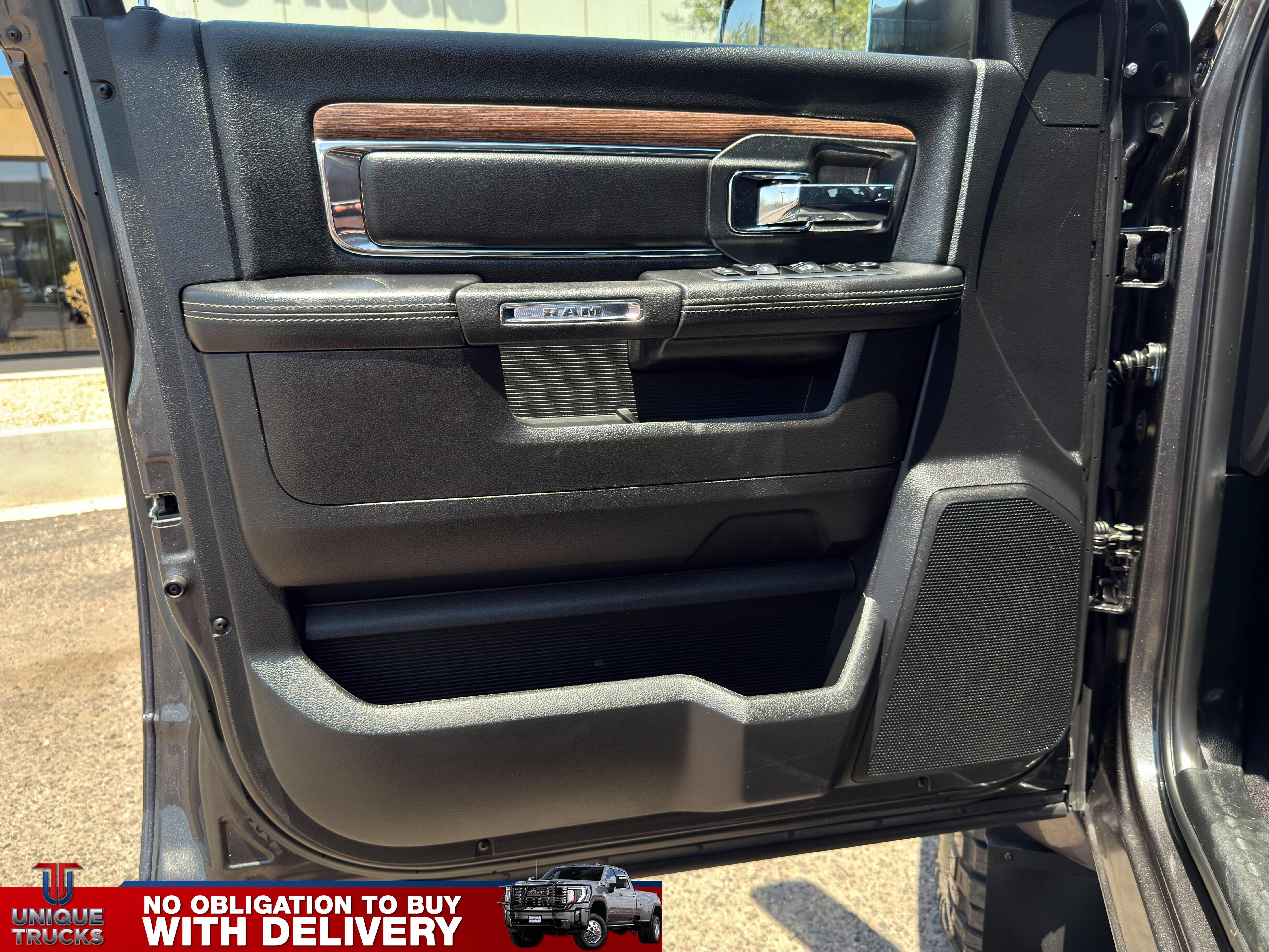 Used 2018 RAM 3500 Laramie w/ Cold Weather Group AWD/4WD image 20