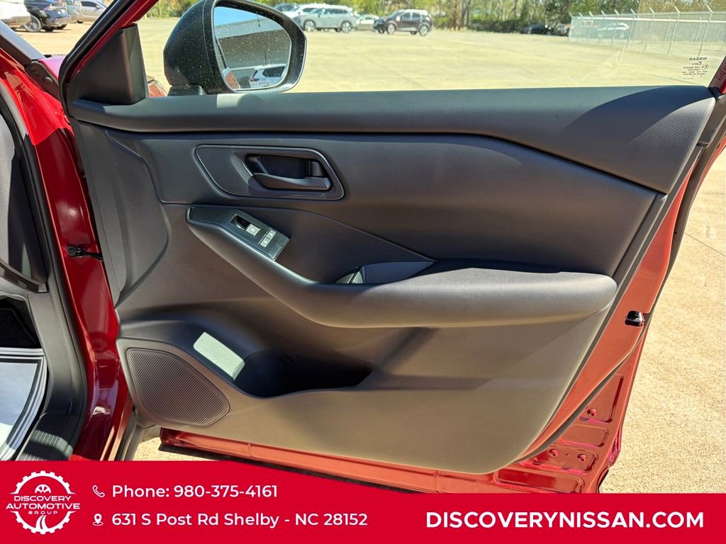 Certified 2025 Nissan Rogue S image 36