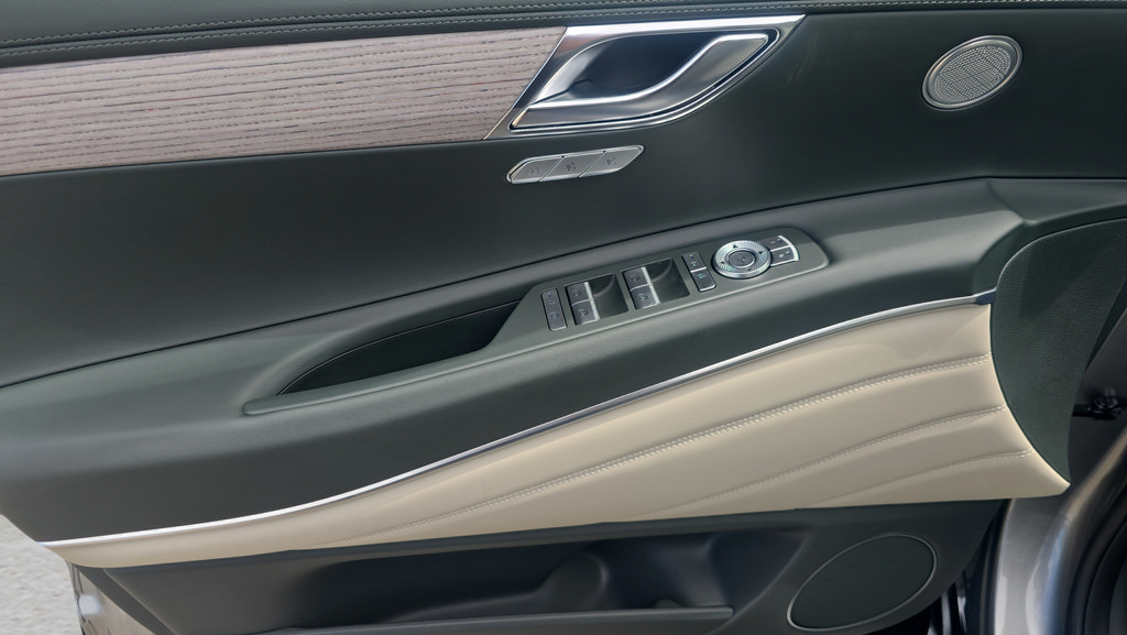 New 2026 Genesis GV80 2.5T Select AWD/4WD image 16