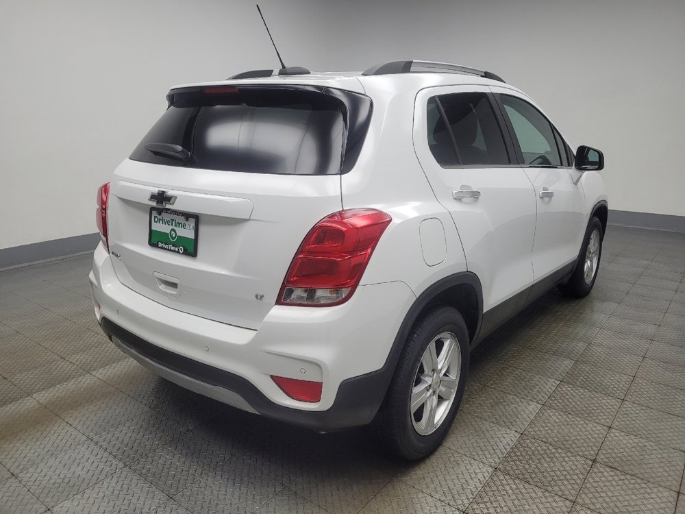 Used 2020 Chevrolet Trax LT w/ Driver Confidence Package image 9