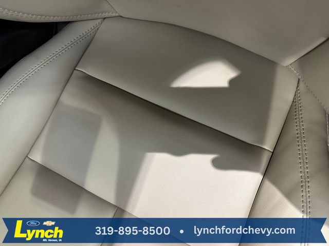 Used 2025 Lincoln Corsair AWD image 9