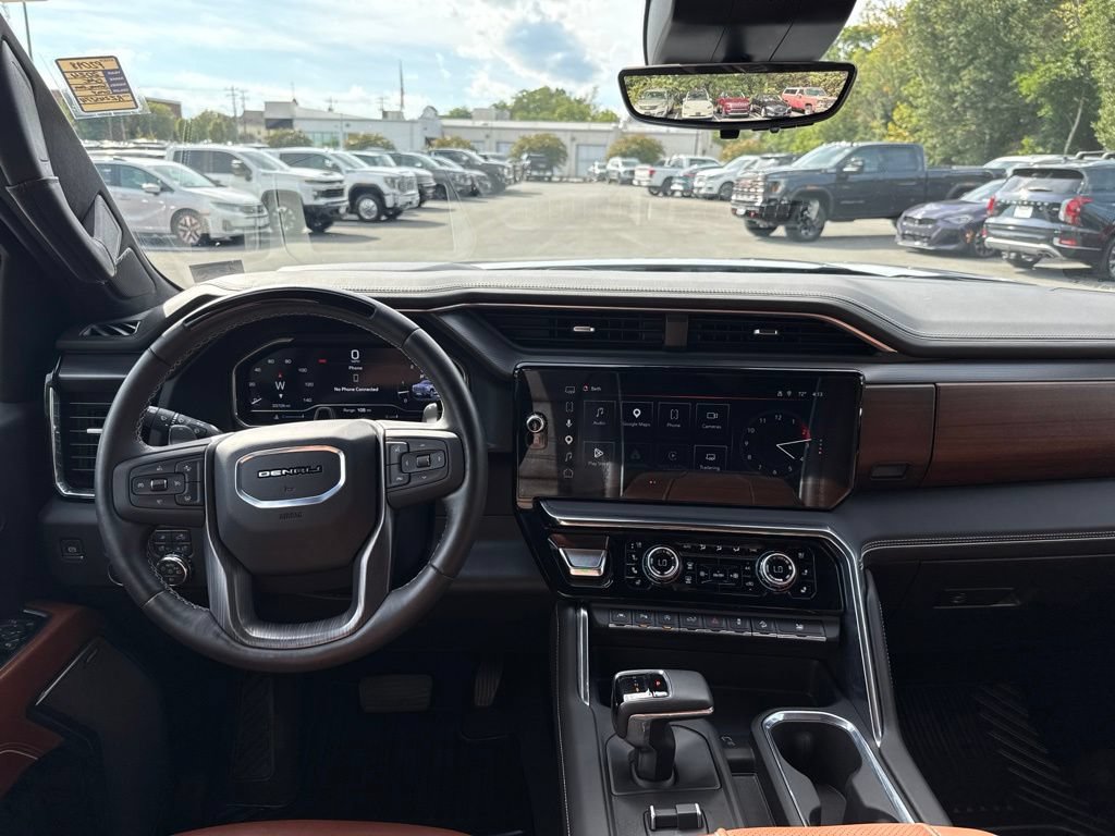 Used 2024 GMC Sierra 1500 Denali Ultimate AWD/4WD image 16