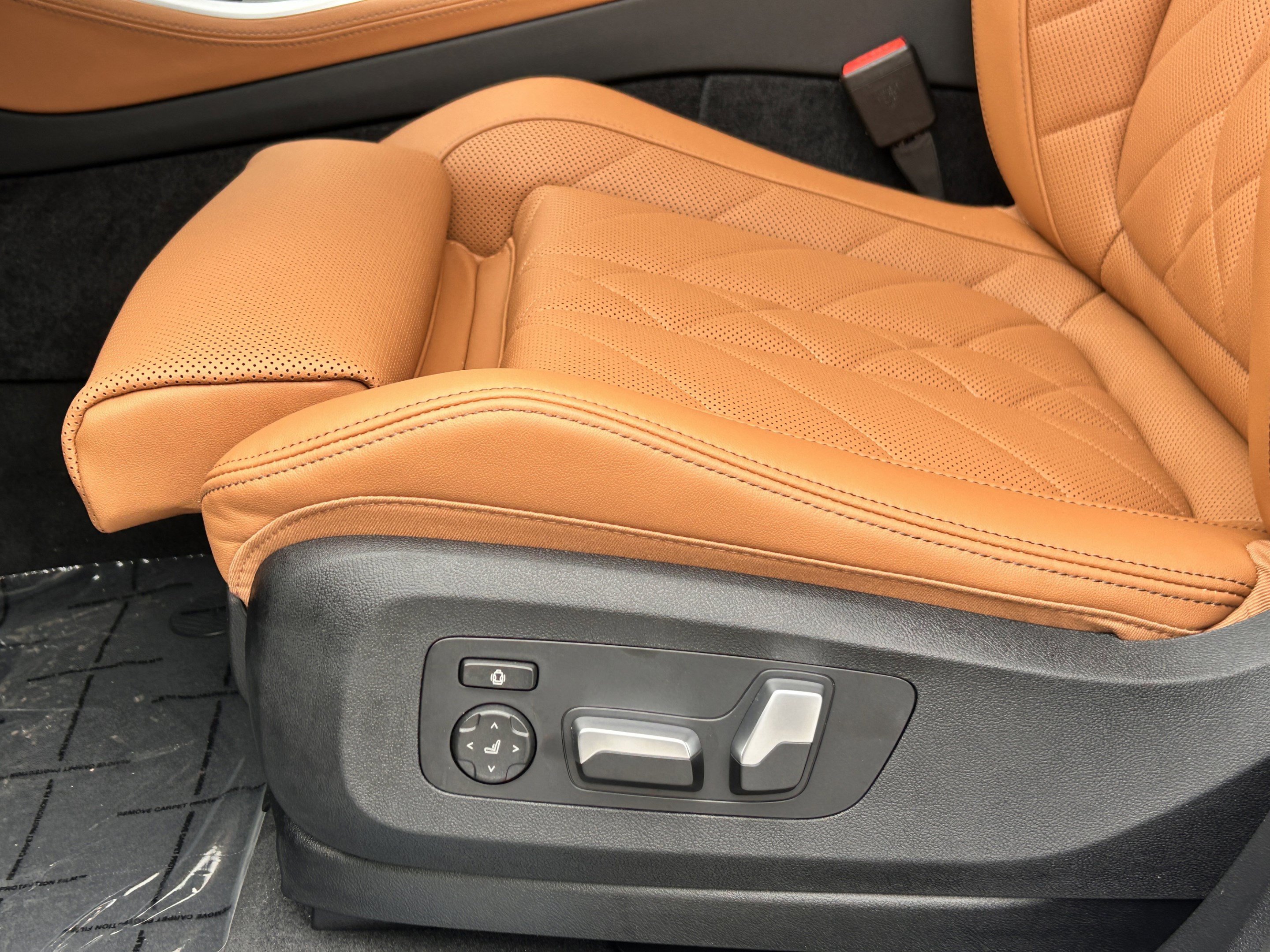 Used 2026 BMW X5 xDrive50e w/ Premium Package AWD/4WD image 25