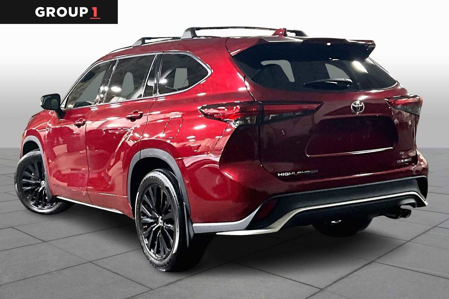 Used 2023 Toyota Highlander XSE image 12