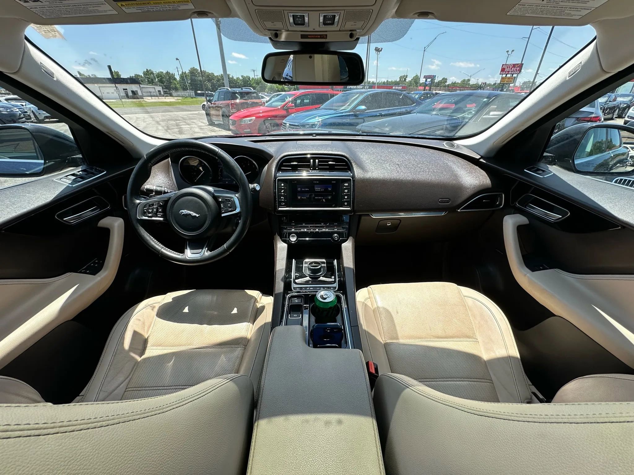 Used 2018 Jaguar F-PACE Prestige image 11