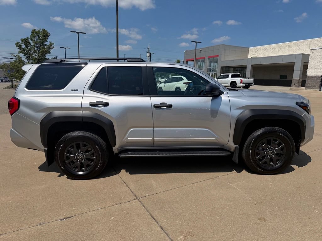 Certified 2025 Toyota 4Runner SR5 AWD/4WD image 6