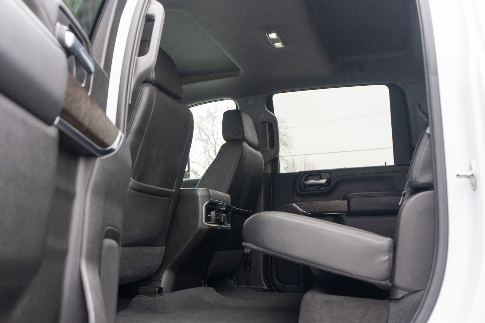 Used 2022 GMC Sierra 3500 Denali w/ Denali Ultimate Package image 26