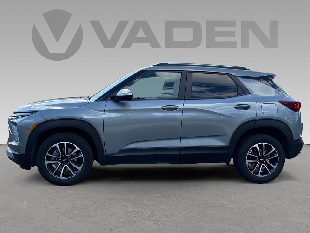 Used 2025 Chevrolet TrailBlazer LT FWD image 7