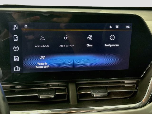 Used 2025 Chevrolet Trax LT w/ LT Convenience Package FWD image 14